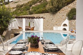 AGL Luxury Villas
