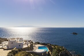 AGL Luxury Villas