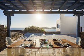 AGL Luxury Villas