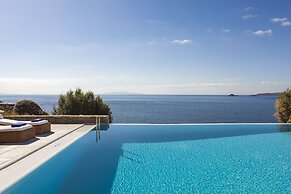 AGL Luxury Villas