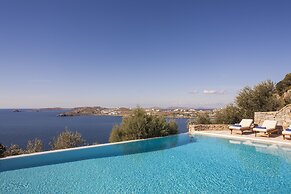 AGL Luxury Villas