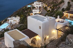 AGL Luxury Villas