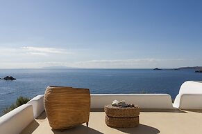 AGL Luxury Villas