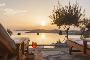 AGL Luxury Villas