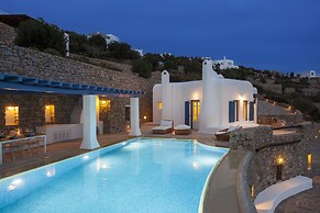AGL Luxury Villas