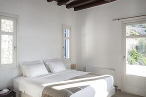 AGL Luxury Villas