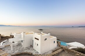 AGL Luxury Villas