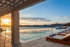 AGL Luxury Villas