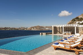 AGL Luxury Villas
