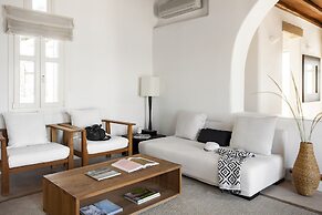 AGL Luxury Villas