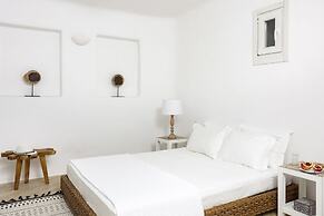 AGL Luxury Villas