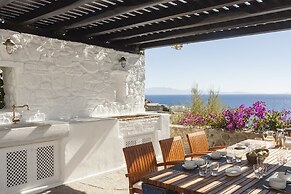 AGL Luxury Villas