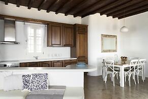 AGL Luxury Villas