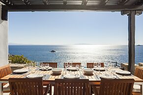 AGL Luxury Villas
