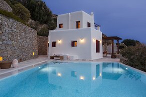 AGL Luxury Villas