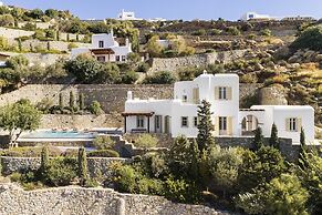 AGL Luxury Villas