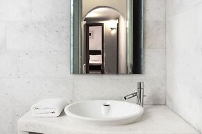 AGL Luxury Villas