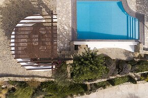 AGL Luxury Villas