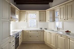 AGL Luxury Villas