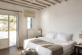 AGL Luxury Villas