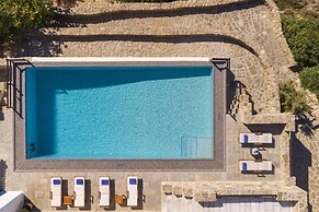 AGL Luxury Villas
