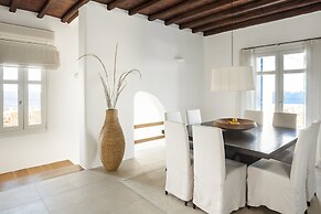 AGL Luxury Villas