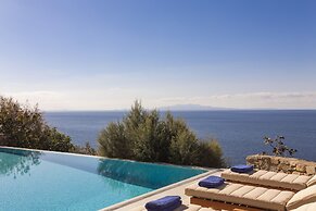 AGL Luxury Villas