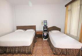 Grand Ciwareng Inn