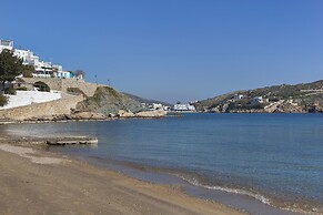 Syra Suites
