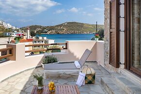 Syra Suites