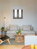 Syra Suites