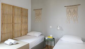 Syra Suites