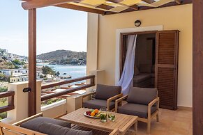 Syra Suites