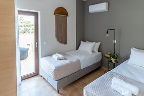 Syra Suites