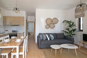Syra Suites
