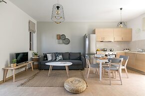 Syra Suites