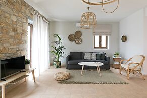 Syra Suites