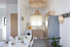 Syra Suites