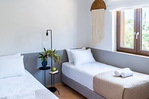 Syra Suites