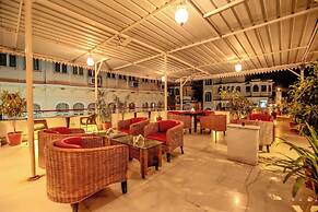 Hotal Devraj Niwas on Lake Pichola Udaipur