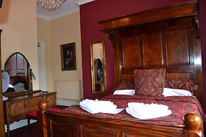 The Red Lion Hotel