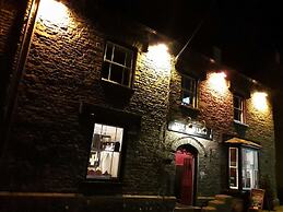 The Red Lion Hotel