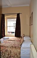 The Red Lion Hotel