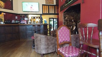 The Red Lion Hotel
