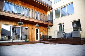 Donhoff Residence