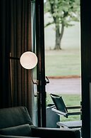 Cave Hotel & Golf Resort