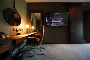 Cave Hotel & Golf Resort