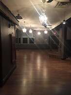 Hamilton Hotel