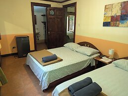 Tasty Dayz Hostel