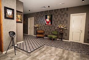 Gallery Art Hotel